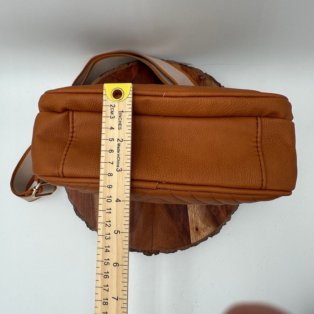 Quilted Dual Compartment Crossbody Bag Tan Brown Multi Pocket Shoulder Purse EUC - Picture 11 of 14